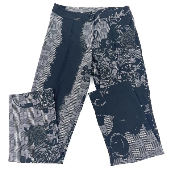 Jane $ John Women’s Black Gray Rose Pants 6 - Picture 2 of 4